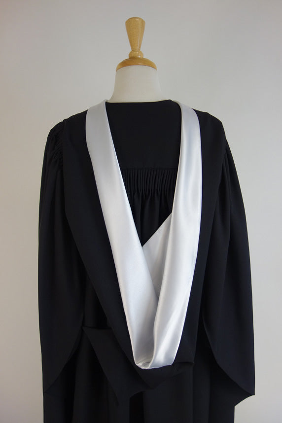 University of Melbourne Master Graduation Gown Set