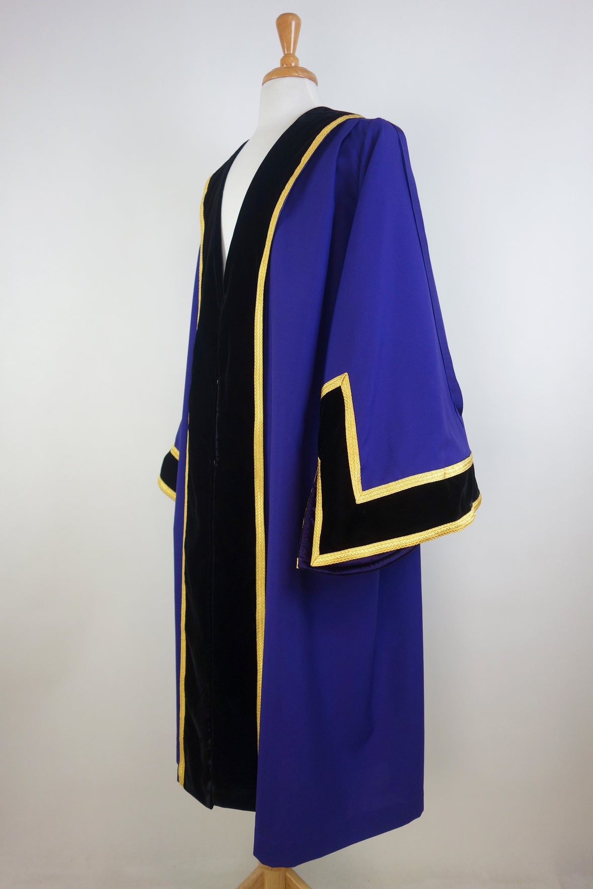 Traditional Style Mayoral Robe, Purple