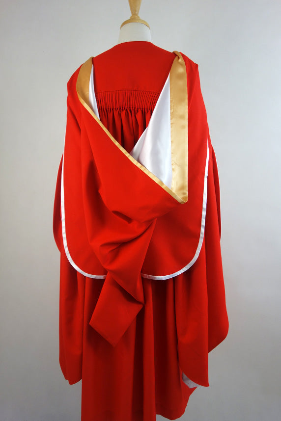 Une sales graduation gown